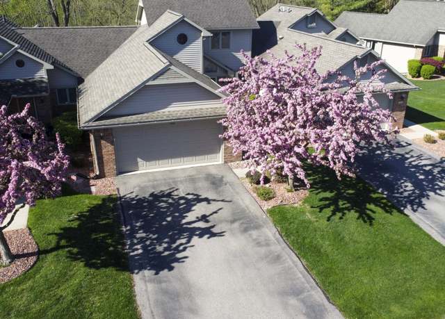 Property at 3108 N Rivers Edge Dr, Wayne, MI 48184, 3 beds, 3.5 baths