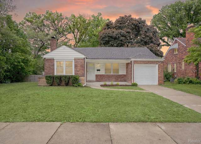 Property at 2368 Allard Ave, Grosse Pointe Woods, MI 48236, 2 beds, 2 baths