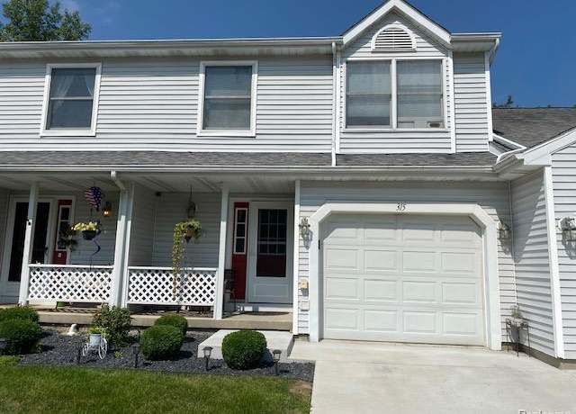 Property at 315 Meadow Pointe Dr, Fenton, MI 48430, 2 beds, 2.5 baths