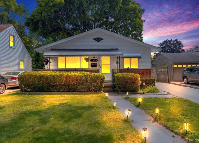 Property at 3959 Detroit St, Dearborn Heights, MI 48125, 3 beds, 1 bath