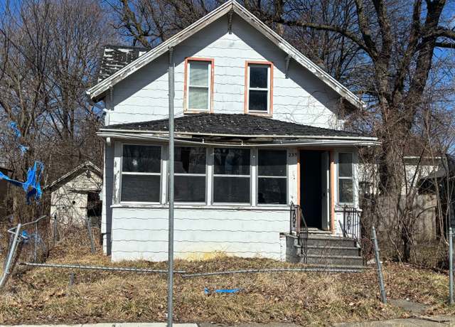 Property at 235 Page St, Flint, MI 48505, 3 beds, 2 baths