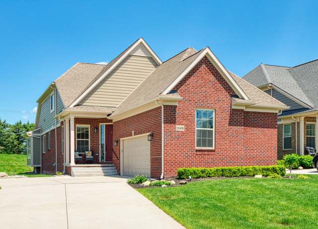Property at 10408 Stoney Point Dr, South Lyon, MI 48178, 3 beds, 2.5 baths