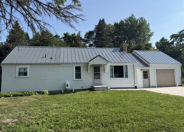 Property at 1703 W Pickard St, Mt Pleasant, MI 48858, 3 beds, 1 bath