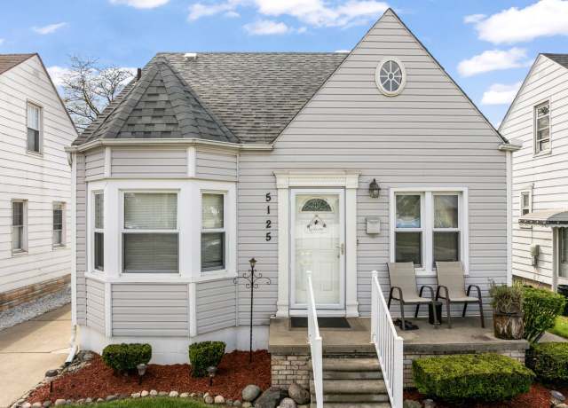 Property at 5125 Curtis St, Dearborn, MI 48126, 3 beds, 2 baths