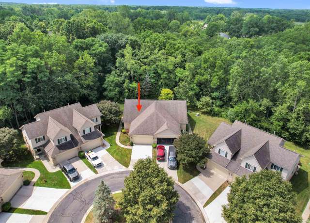 Property at 25452 Grove Ct, Flat Rock, MI 48134, 3 beds, 3 baths
