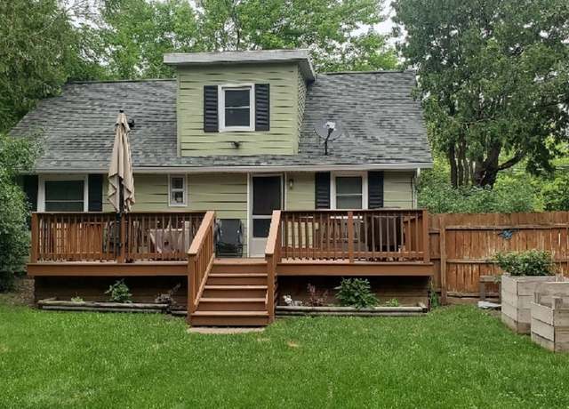 Property at 1410 E High St, Mount Pleasant, MI 48858, 3 beds, 1 bath
