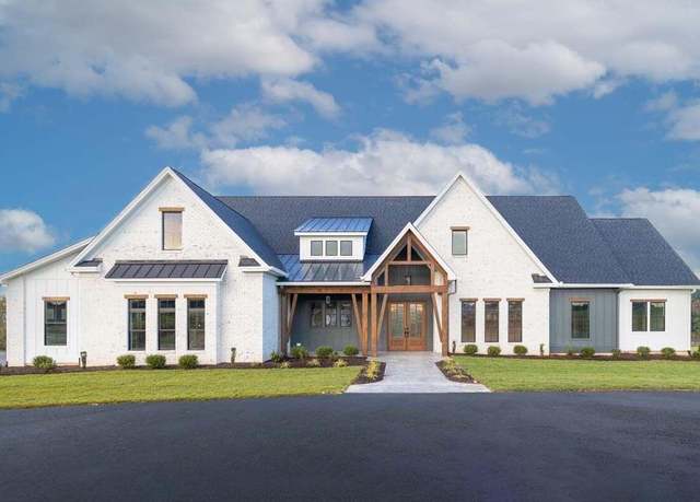 Property at 21140 Chubb Rd, Northville, MI 48167, 4 beds, 3.5 baths