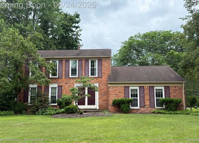 Property at 40795 Katie Dr, Novi, MI 48375, 3 beds, 1.5 baths