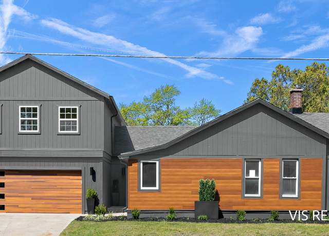 Property at 201 S Lake Ave, Spring Lake, MI 49456, 5 beds, 3 baths