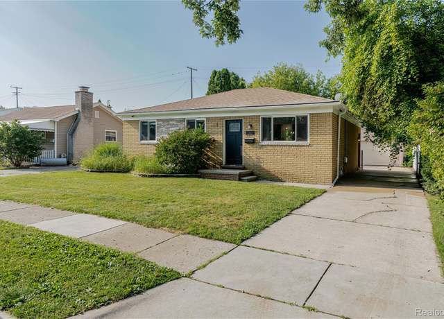 Property at 22520 Francis St, Sterling Heights, MI 48082, 3 beds, 2 baths