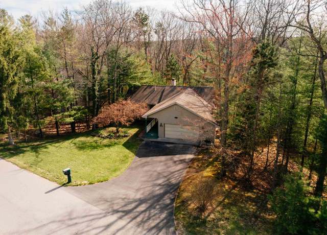 Property at 4500 Paper Birch Ln, Traverse City, MI 49686, 4 beds, 3 baths