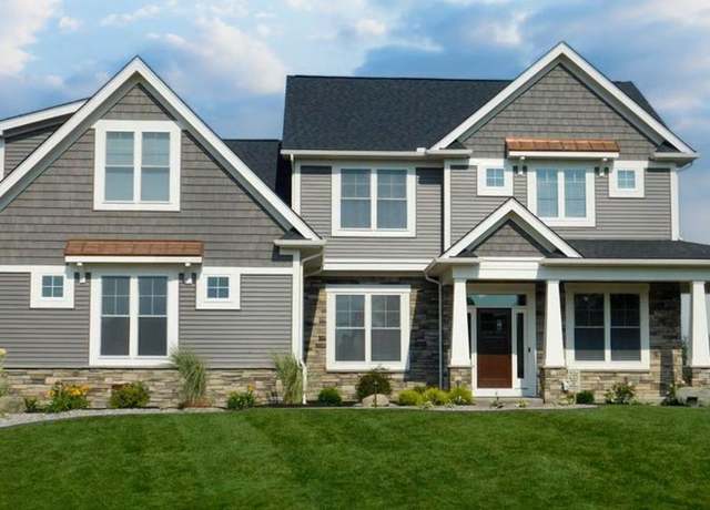 Property at 7345 Verona Dr, West Bloomfield, MI 48322, 4 beds, 2.5 baths