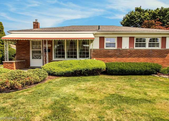 Property at 35260 Richland St, Livonia, MI 48150, 3 beds, 1.5 baths