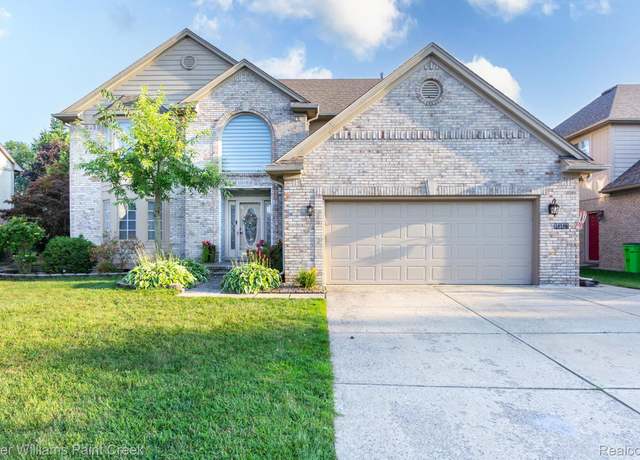 Property at 18188 Teresa Dr, Macomb Township, MI 48044, 4 beds, 3.5 baths
