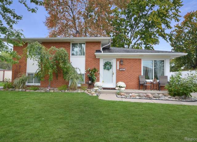 Property at 43475 Deborah Dr, Sterling Heights, MI 48313, 3 beds, 2 baths