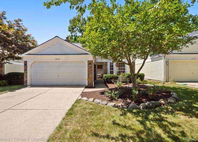 Property at 3012 Turnberry Ln, Ann Arbor, MI 48108, 2 beds, 2 baths
