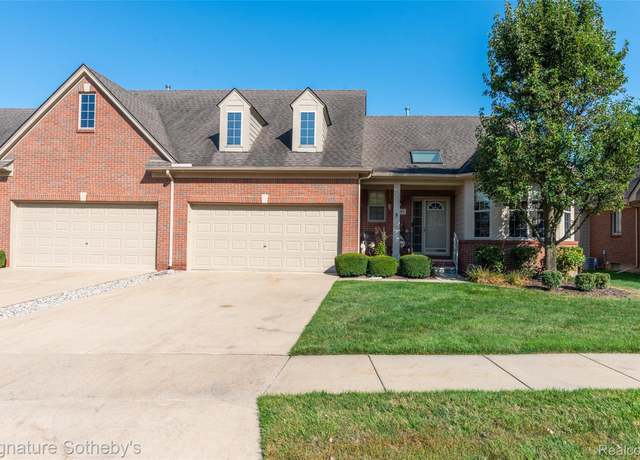 Property at 49866 Sleeping River Dr, Macomb, MI 48042, 2 beds, 2 baths