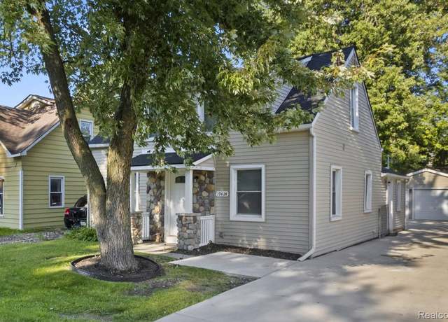 Property at 19424 Inkster Rd, Redford Charter Township, MI 48240, 3 beds, 1 bath