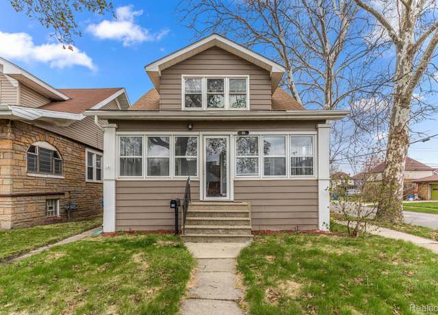 Property at 63 Elm St, River Rouge, MI 48218, 3 beds, 1.5 baths