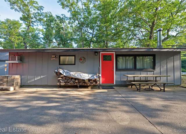 Property at 5578 Alvin Rd, Oscoda, MI 48750, 3 beds, 1 bath