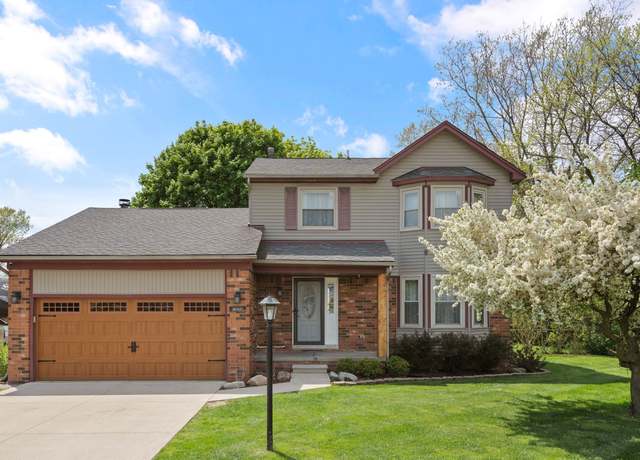 Property at 50631 Newcastle Dr, Chesterfield, MI 48047, 3 beds, 2 baths