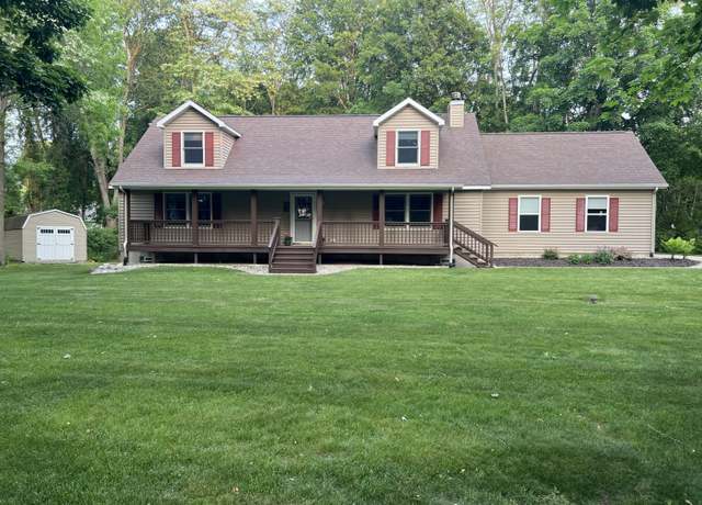 Property at 5545 Channel View Dr, Whitehall, MI 49461, 4 beds, 3 baths