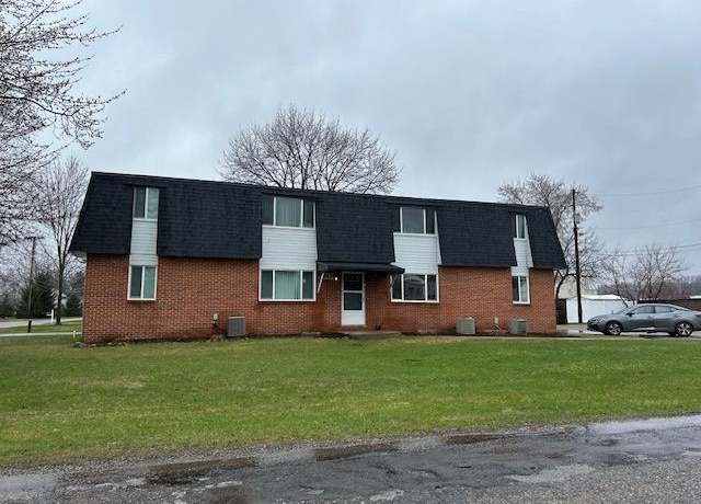 Property at 80 Myron St, Ortonville, MI 48462, 8 beds, 4 baths
