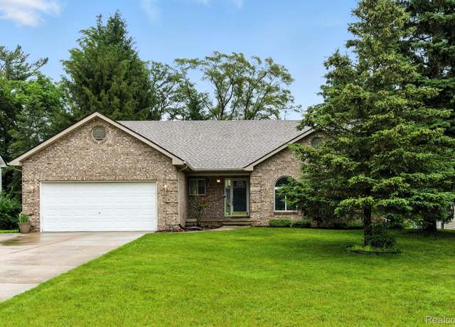 Property at 22288 Cass St, Farmington, MI 48335, 3 beds, 3.5 baths