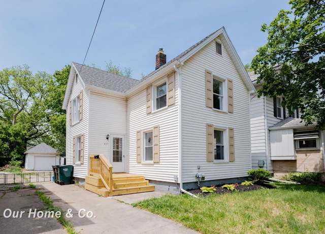 Property at 337 N Fairview Ave, Lansing, MI 48912, 3 beds, 1.5 baths