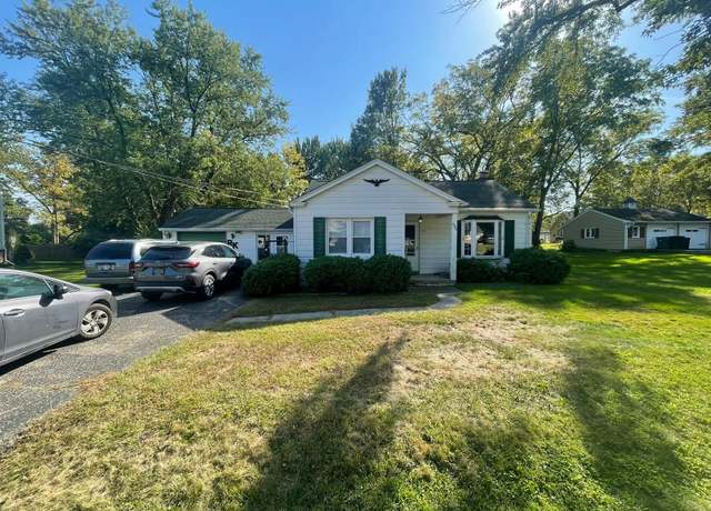 Property at 886 Colebrook Dr, Troy, MI 48083, 2 beds, 1 bath