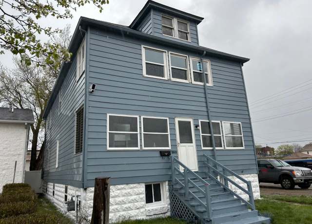 Property at 320 Hudson St, Wyandotte, MI 48192, 6 beds, 2 baths