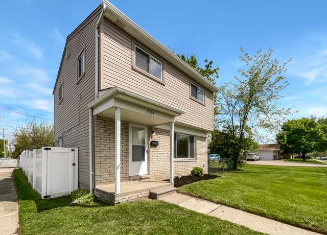 Property at 17394 Beech Daly Rd, Redford, MI 48240, 3 beds, 1.5 baths