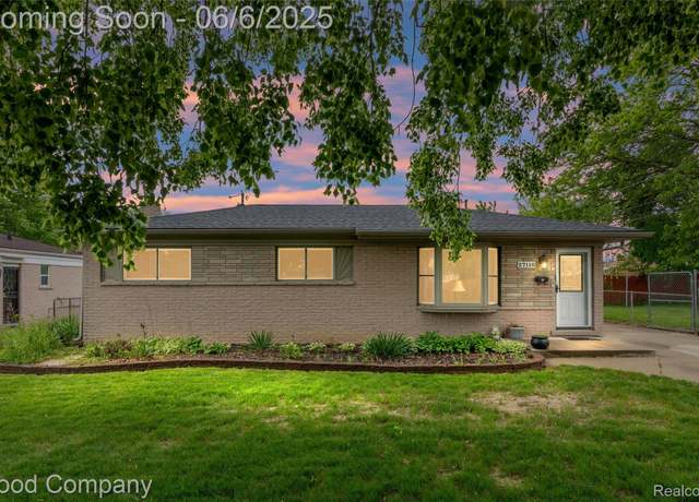 Property at 27110 Welsh Dr, Warren, MI 48092, 3 beds, 1.5 baths