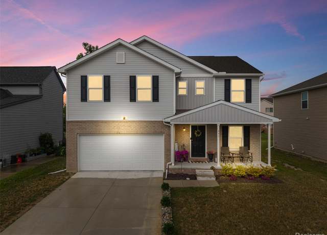 Property at 291 Samburu St, Pontiac, MI 48341, 5 beds, 2.5 baths