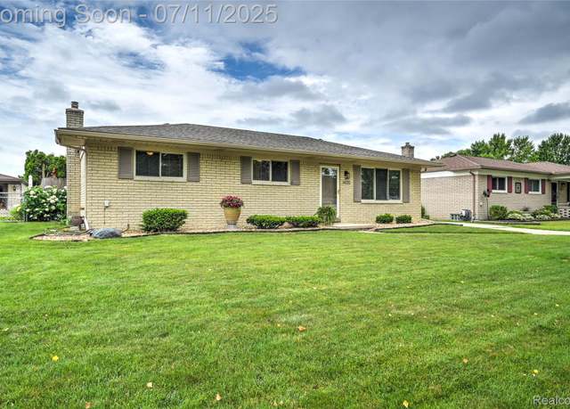 Property at 14320 Hillsdale Dr, Sterling Heights, MI 48313, 3 beds, 2.5 baths