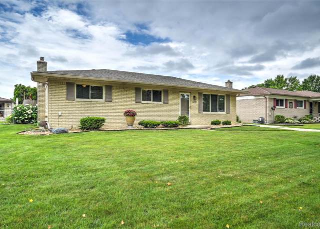 Property at 14320 Hillsdale Dr, Sterling Heights, MI 48313, 3 beds, 2.5 baths