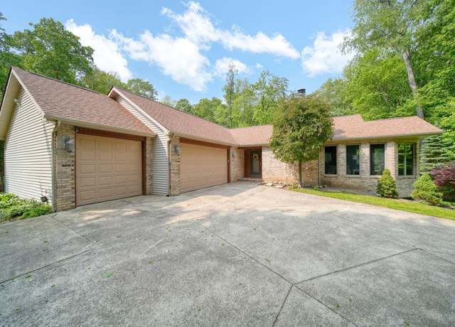 Property at 5555 Firethorne Dr. Dr, Jackson, MI 49201, 4 beds, 3 baths