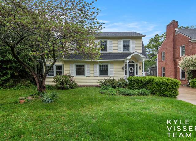 Property at 933 Orchard Ave SE, East Grand Rapids, MI 49506, 4 beds, 1.5 baths