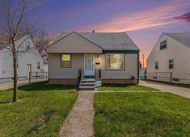 Property at 25840 Groveland St, Roseville, MI 48066, 3 beds, 1 bath