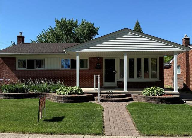 Property at 3575 Elizabeth St, Southgate, MI 48122, 3 beds, 2 baths
