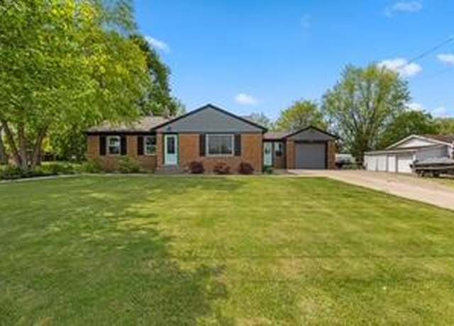 Property at 2000 Riley St, Hudsonville, MI 49426, 3 beds, 2 baths