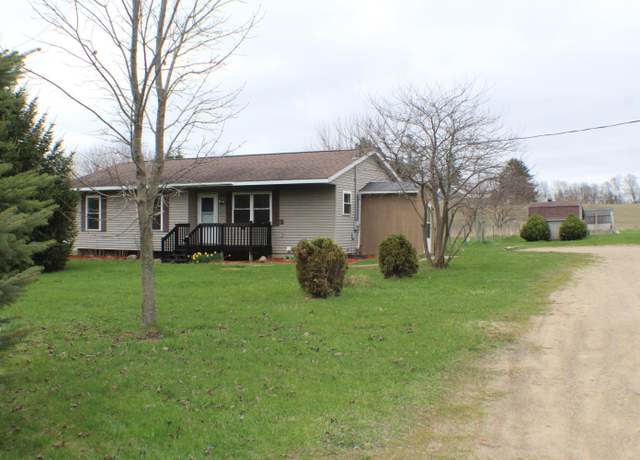 Property at 6854 Bingham Ave, Newaygo, MI 49337, 3 beds, 1 bath