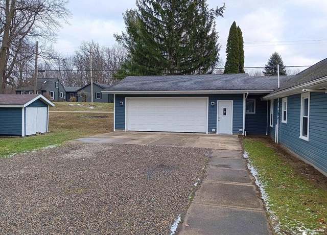 Property at 4171 Woodland Ave, Manitou Beach, MI 49253, 4 beds, 2 baths