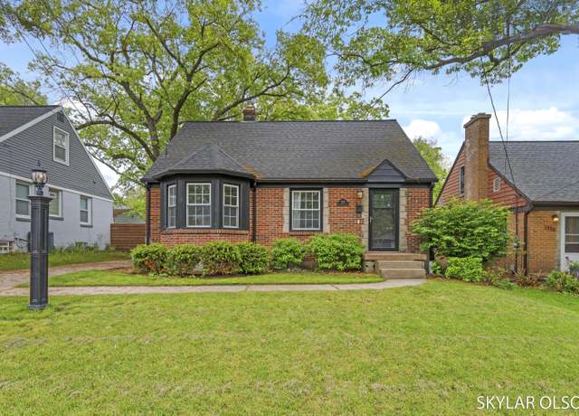Property at 1436 Philadelphia Ave SE, Grand Rapids, MI 49507, 3 beds, 2 baths