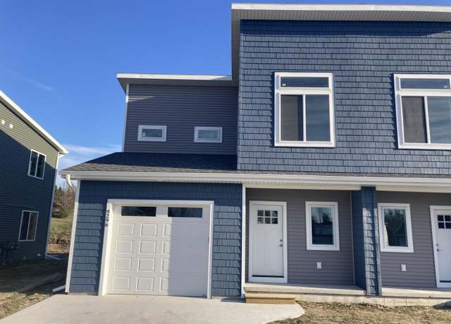 Property at 9296 S Flaska Dr, Cedar, MI 49621, 2 beds, 2.5 baths