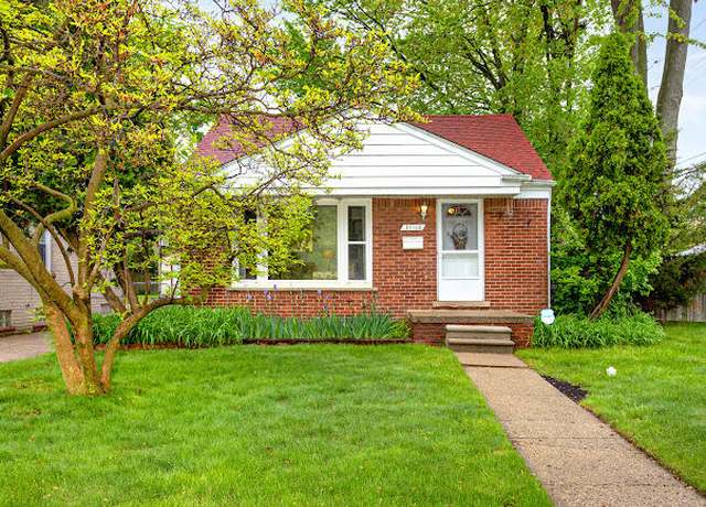 Property at 23165 Church St, Oak Park, MI 48237, 3 beds, 1 bath