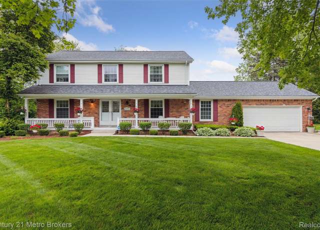 Property at 5175 Candlewood Dr, Grand Blanc, MI 48439, 6 beds, 4 baths