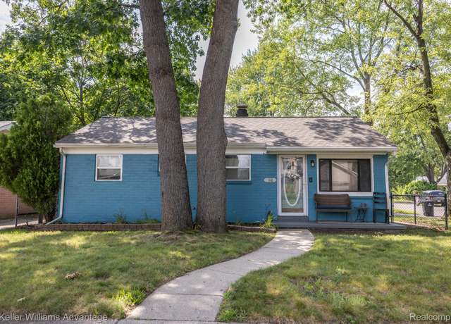 Property at 5981 N Dowling St, Westland, MI 48185, 3 beds, 2 baths