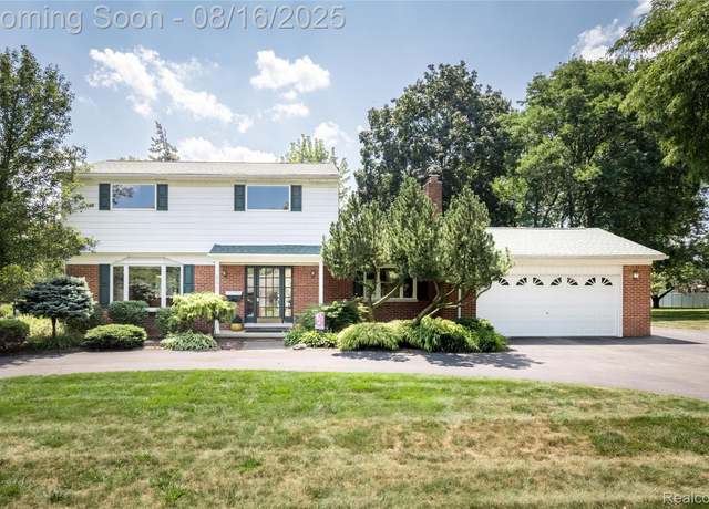 Property at 181 Paragon Dr, Troy, MI 48098, 4 beds, 1.5 baths