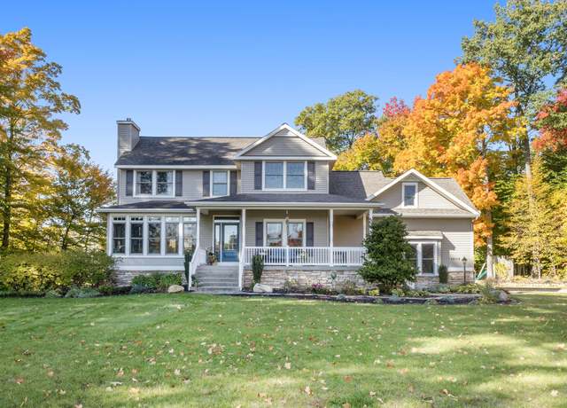 Property at 13115 Edgerton Ave NE, Cedar Springs, MI 49319, 4 beds, 3.5 baths